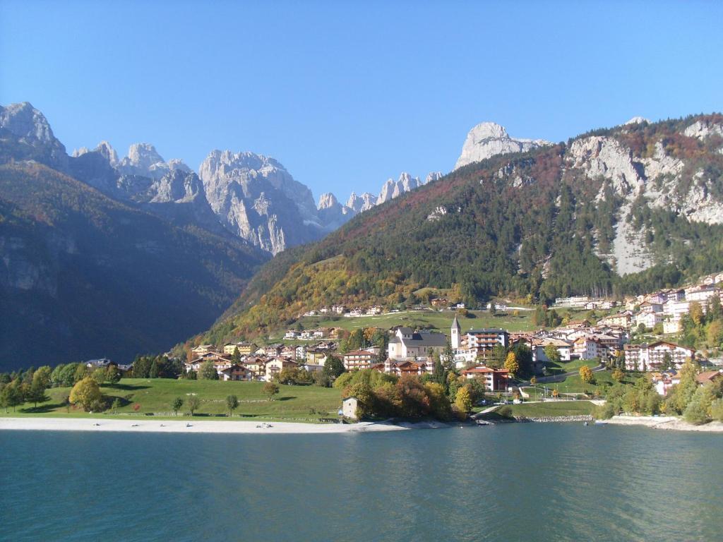 Garni Lago Alpino Molveno Exterior photo